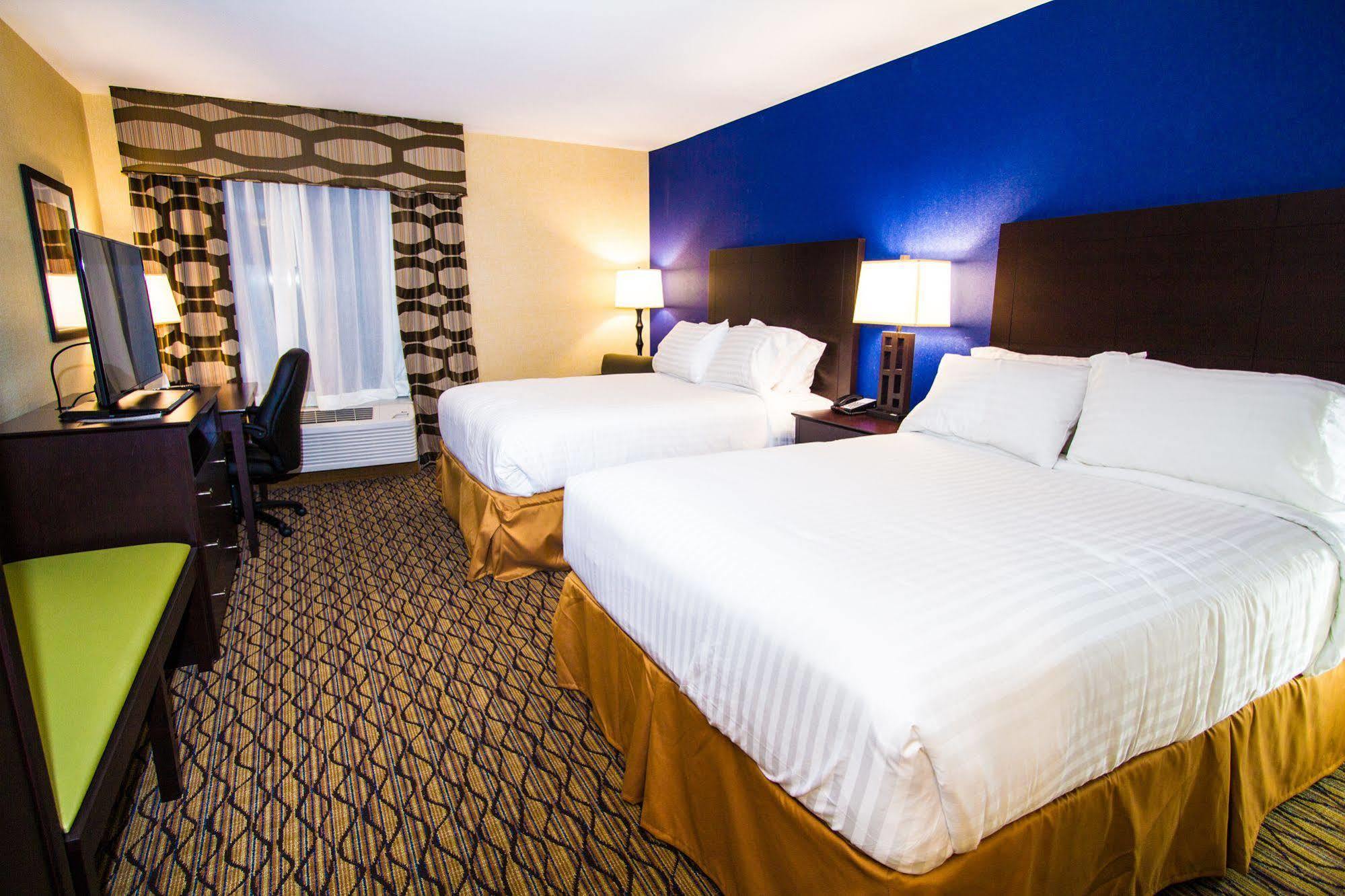 Holiday Inn Express Bordentown - Trenton South By Ihg Exterior foto